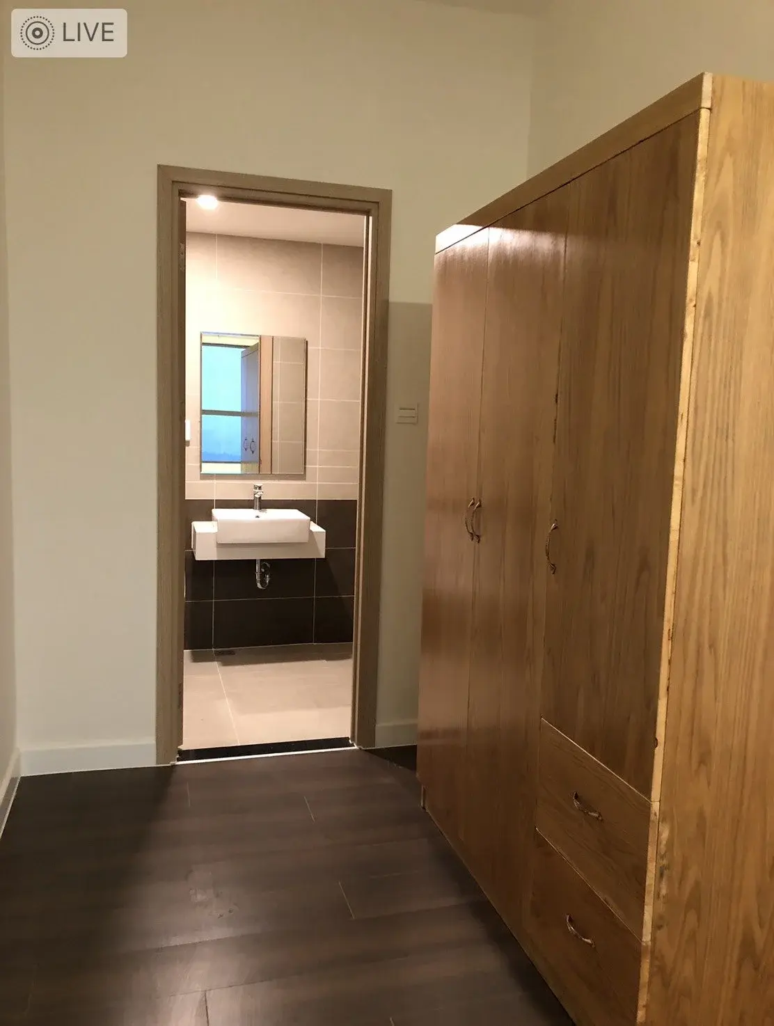 Cho thuê 2pn The Sun Avenue giá 14 triệu/ tháng full nội thất tháp trung tâm