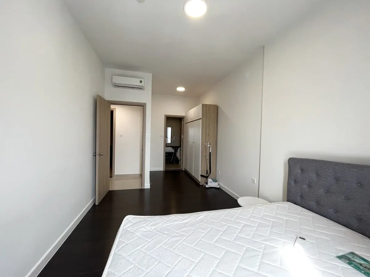 Bán The Sun Avenue căn 2pn giá 5 tỷ bao hết nhà full nội thất sẵn hợp đồng thuê