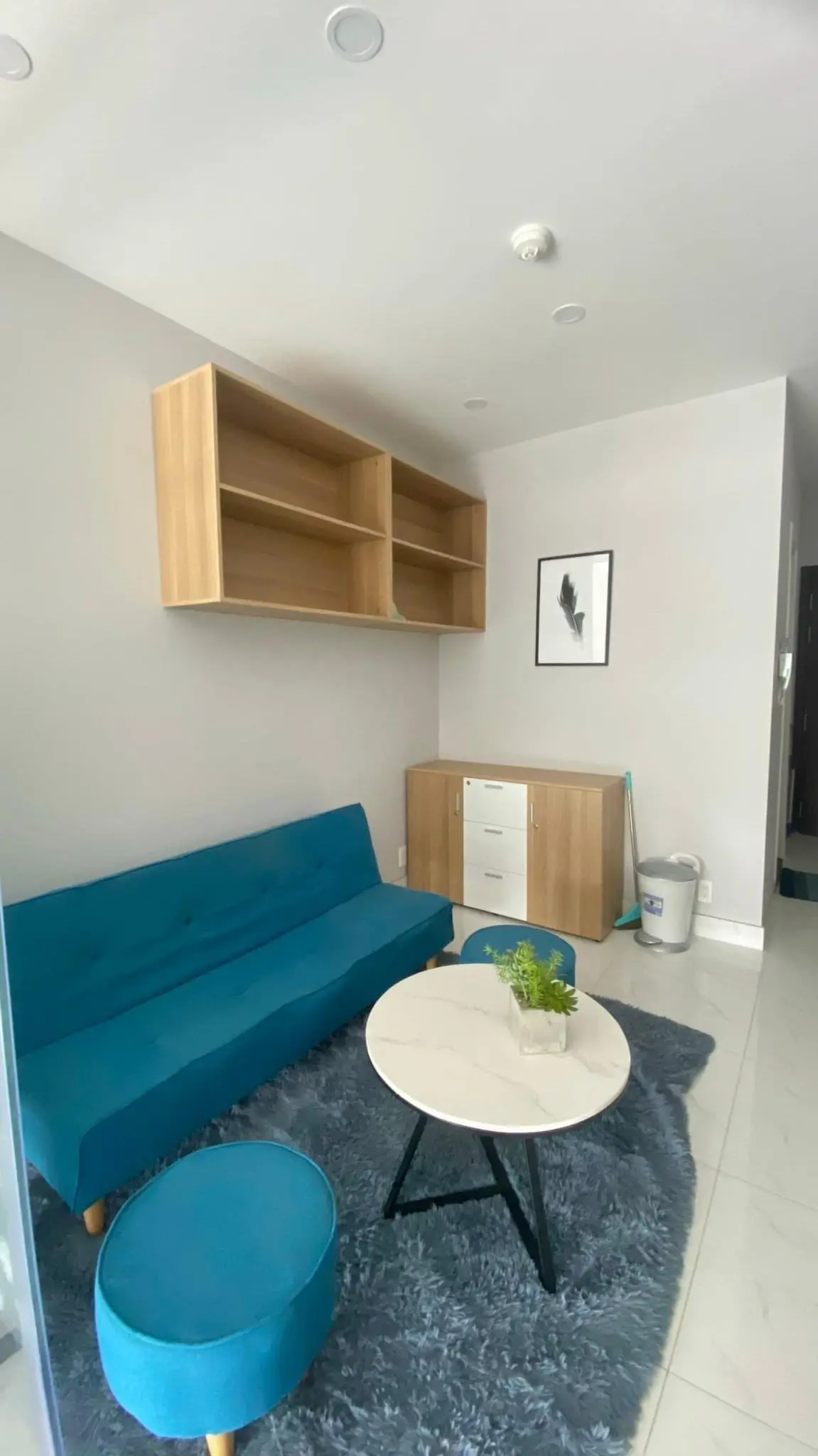 Studio The Sun Avenue cho thuê giá hợp lý 10 triệu full nội thất ngăn 1pn riêng