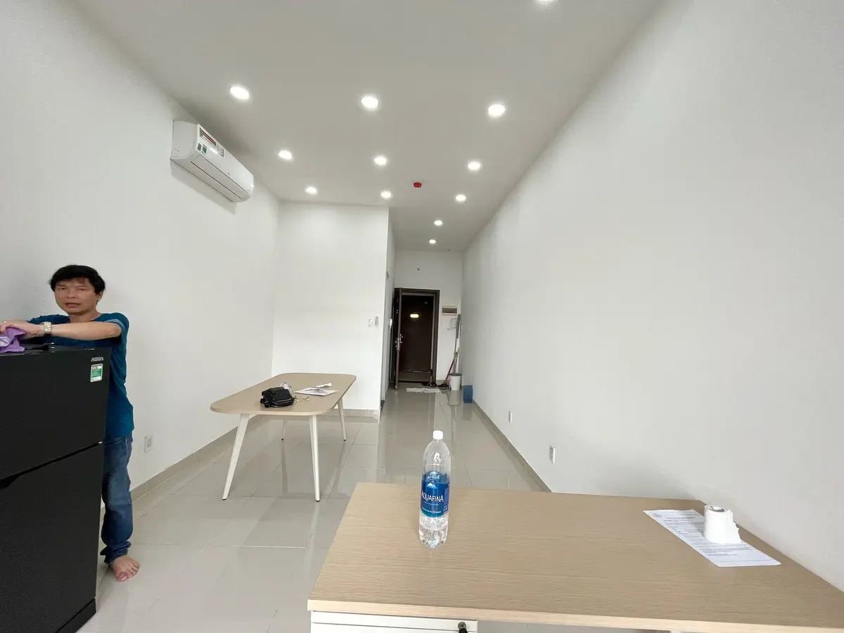 Officetel The Sun nội thất cơ bản cần cho thuê giá 9 triệu/ tháng 32m2 tháp trung tâm