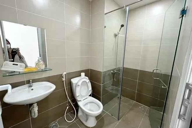 Officetel The Sun nội thất cơ bản cần cho thuê giá 9 triệu/ tháng 32m2 tháp trung tâm