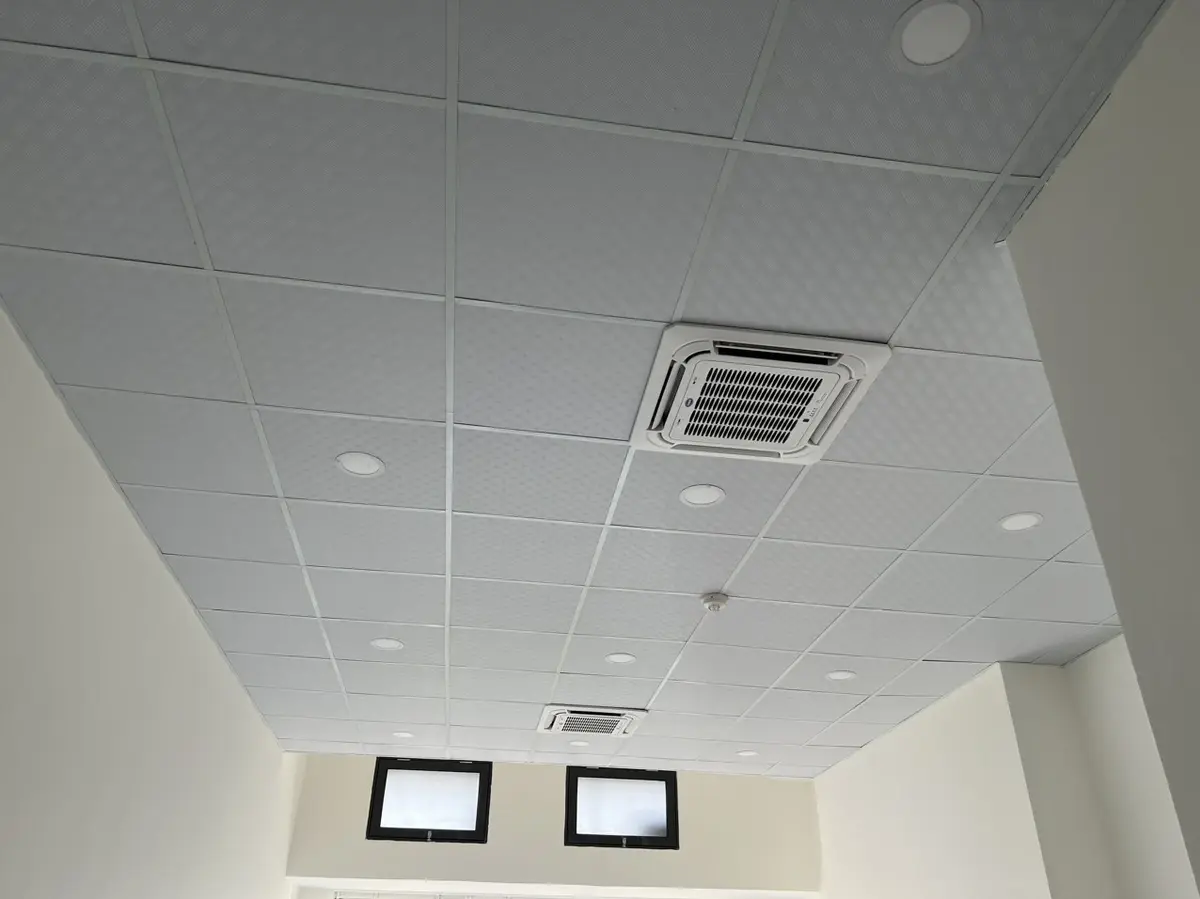 Văn phòng The Sun Avenue cho thuê 48m2 giá 10 triệu tháp trung tâm thuận tiện