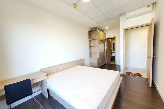 Cho thuê căn hộ 2pn nội thất cơ bản giá 14 triệu view Mai Chí Thọ tầng cao mát