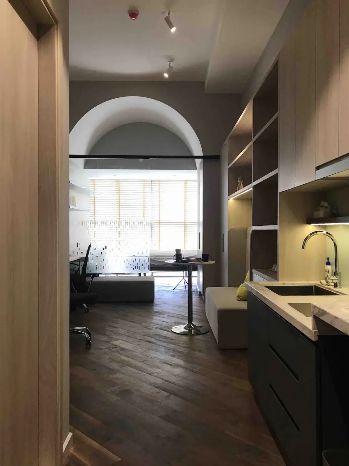 Cho thuê studio thiết kế 1pn 1wc full nội thất hiện đại giá 11,5 triệu diện tích 35m2