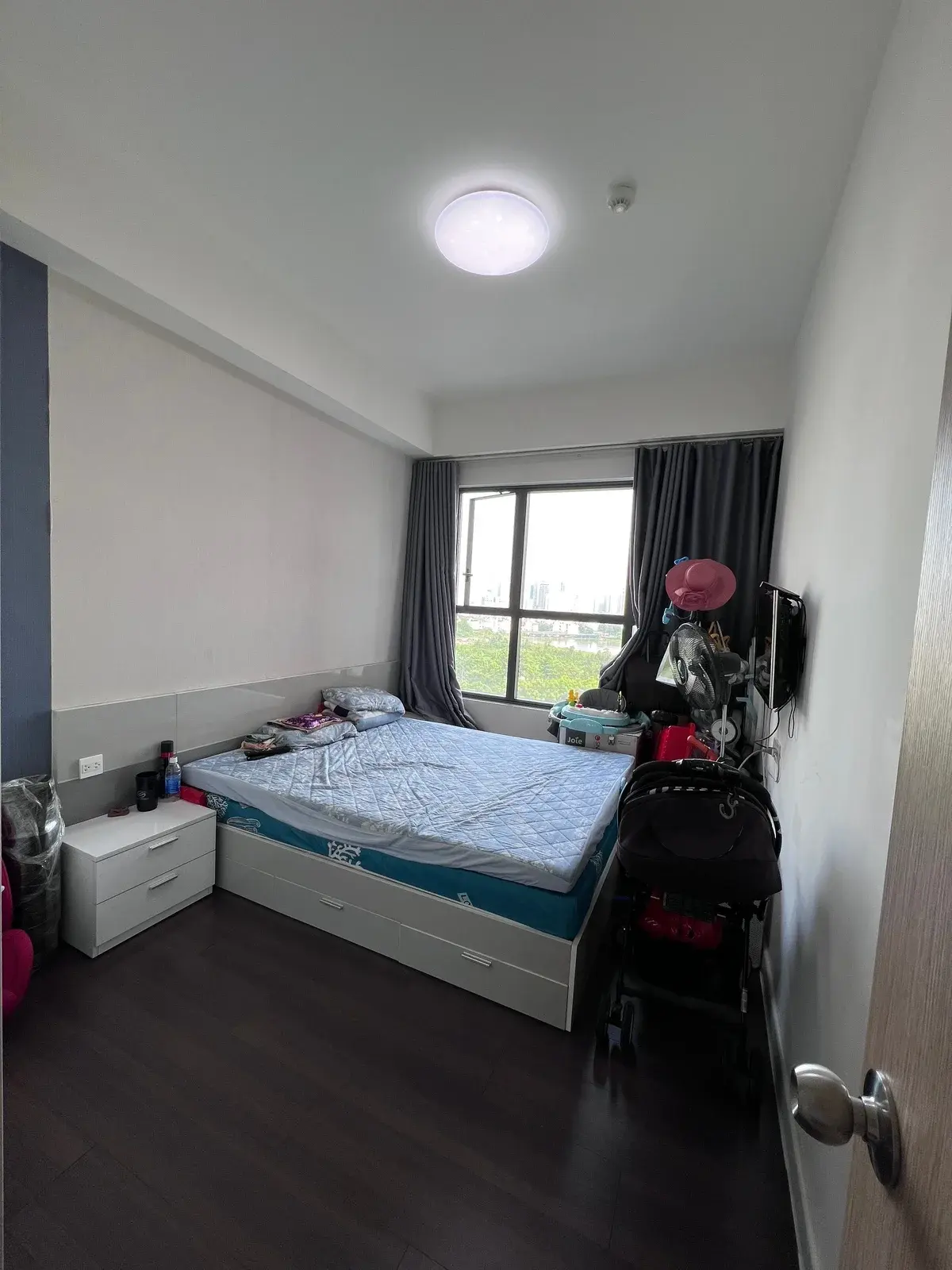 Chuyển nhượng căn hộ 2 phòng ngủ The Sun Avenue 4,85 tỷ view đẹp