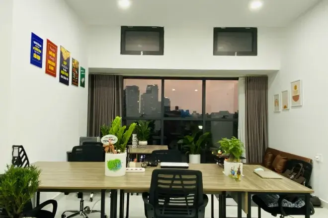 Văn phòng The Sun Avenue cho thuê 11 triệu diện tích 44m2 full bàn ghế