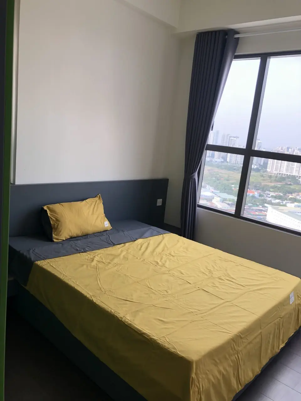 Mua bán căn hộ 2pn+1 The Sun Avenue sẵn hợp đồng thuê 4,6 tỷ full nội thất