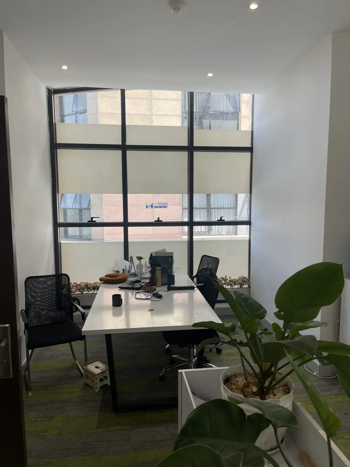 Cho thuê Officetel The Sun Avenue diện tích 62m2 căn góc giá 13 triệu/ tháng Quận 2