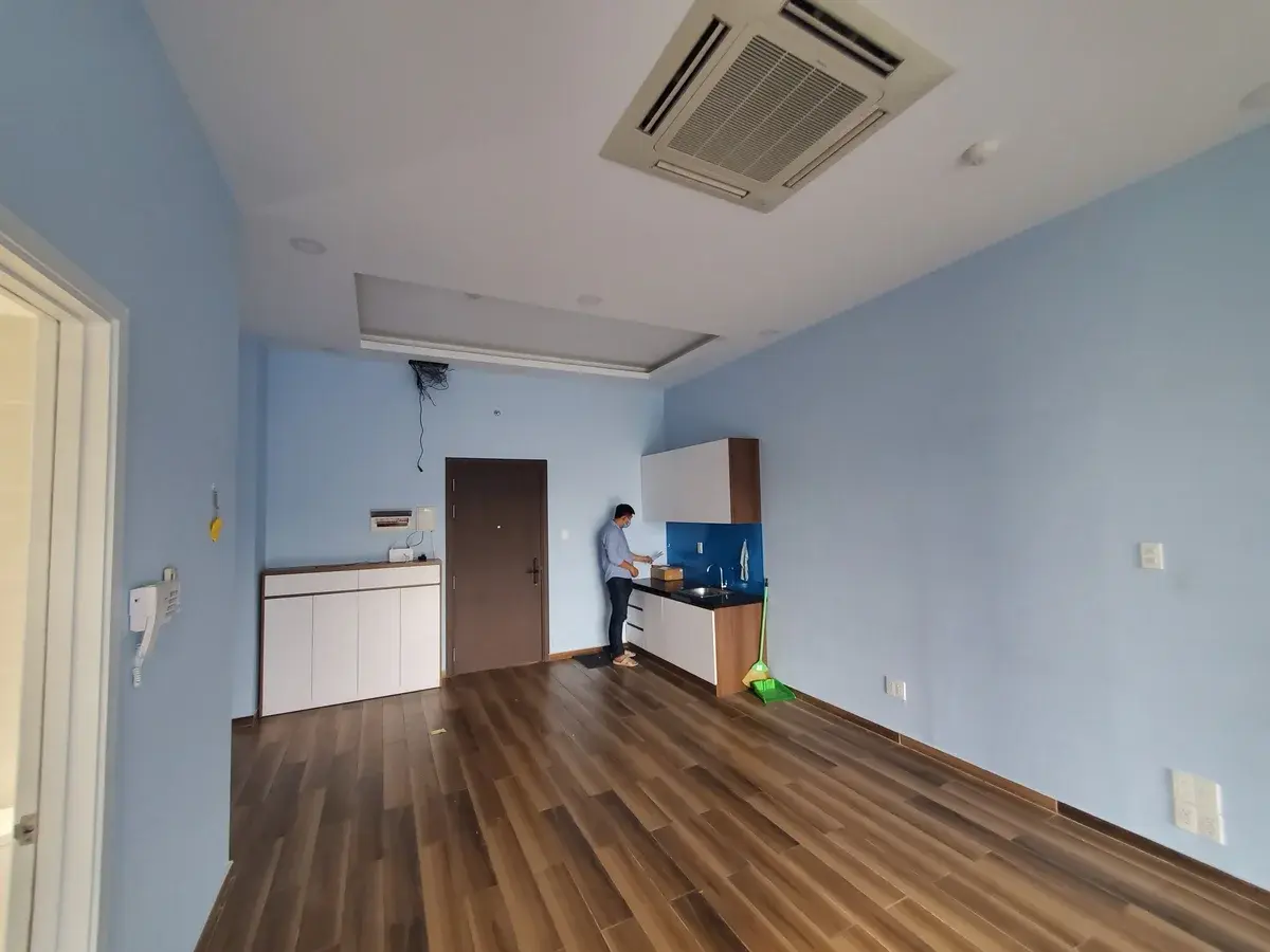 Cho thuê văn phòng The Sun Avenue giá 13 triệu bao phí 56m2 san gỗ full căn đẹp