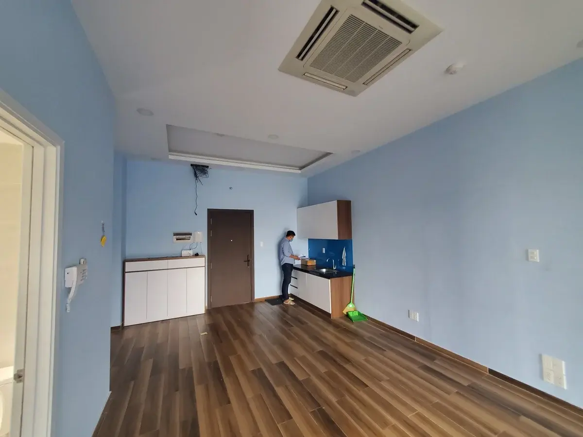 Cho thuê văn phòng The Sun Avenue giá 13 triệu bao phí 56m2 san gỗ full căn đẹp