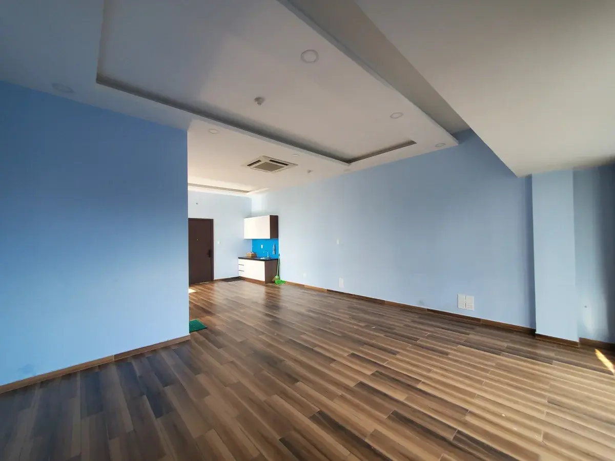 Cho thuê văn phòng The Sun Avenue giá 13 triệu bao phí 56m2 san gỗ full căn đẹp