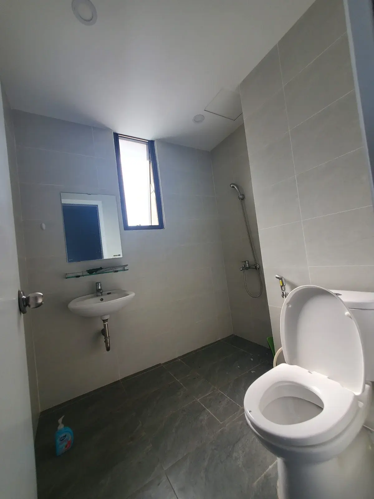 Cho thuê văn phòng The Sun Avenue giá 13 triệu bao phí 56m2 san gỗ full căn đẹp