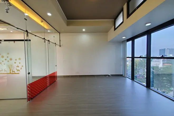 Văn phòng The Sun Avenue cho thuê giá 16 triệu 57m2 căn góc 2 mặt kính đẹp