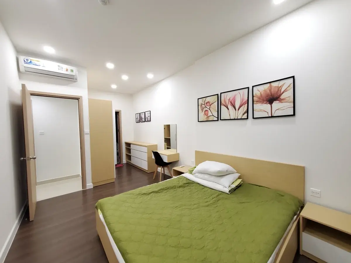 Cho thuê 2 phòng ngủ nội thất full nhà sạch mới giá 17 triệu bao phí view sông