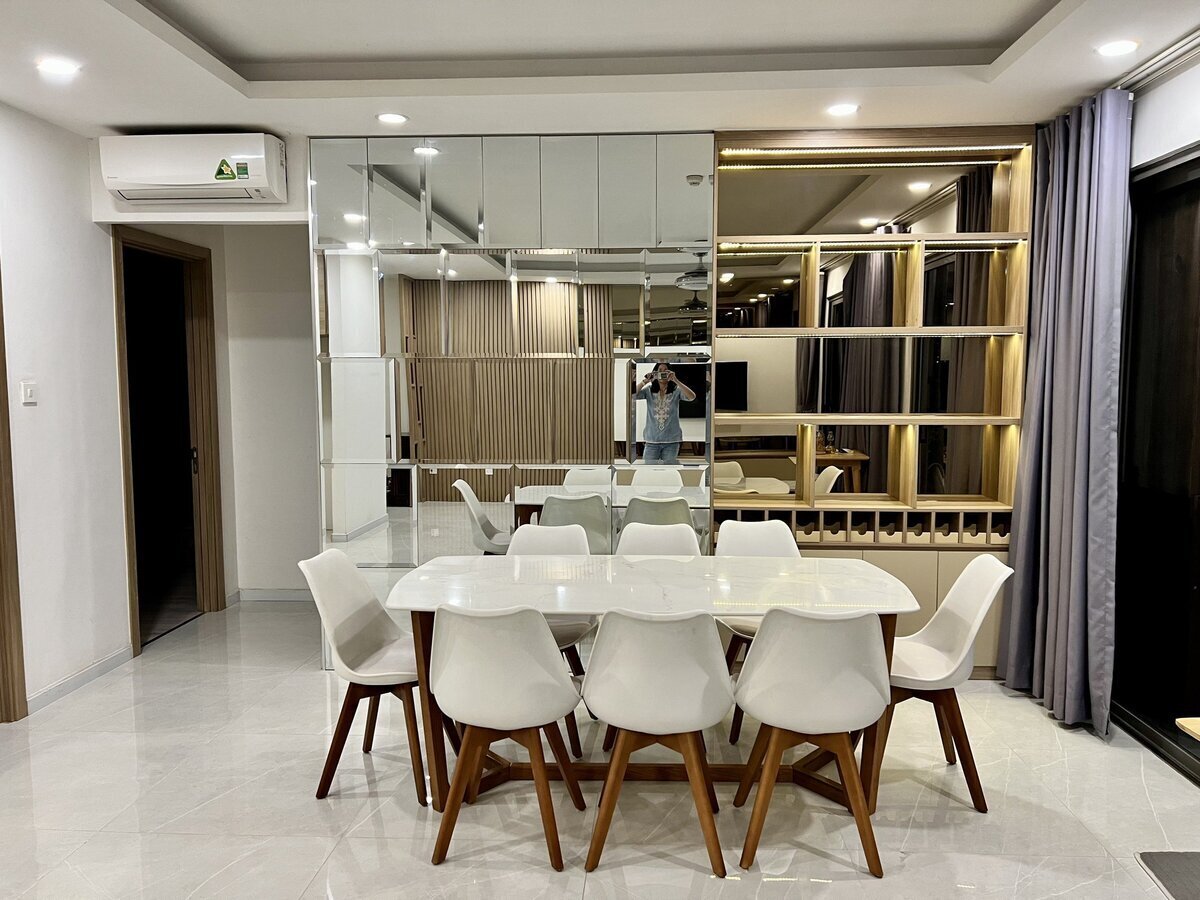 Cho thuê 2pn The Sun Avenue giá 17,5 triệu 89m2 view thoáng mát