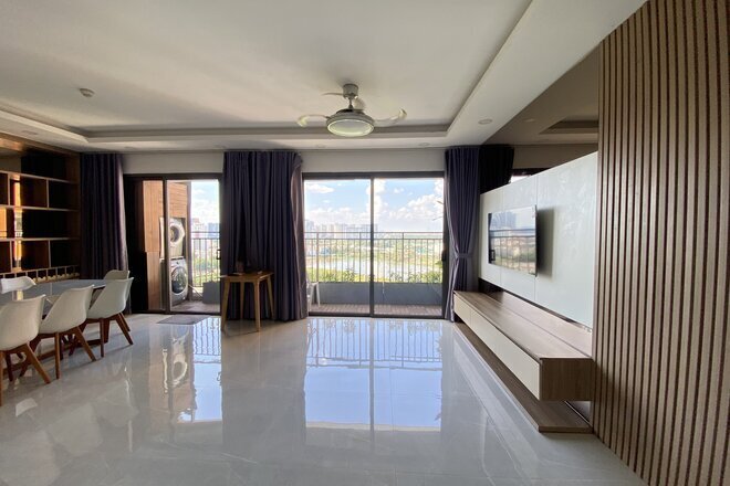 Cho thuê 2pn The Sun Avenue giá 17,5 triệu 89m2 view thoáng mát