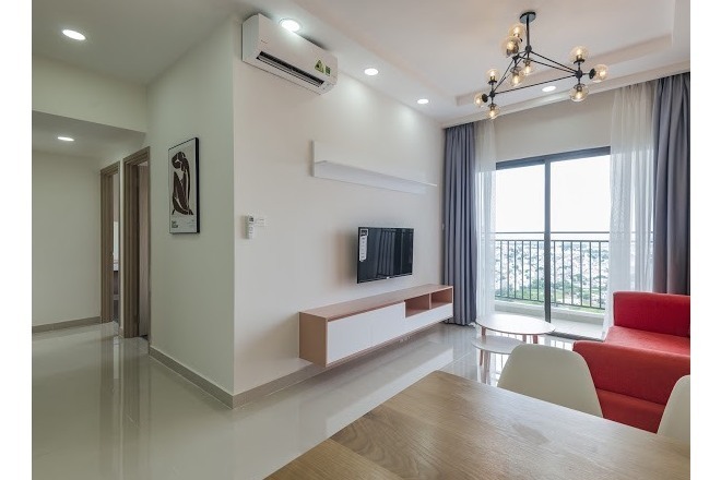 Cho thuê 2PN Nhà mới, tone sáng, lầu cao view sông The Sun Avenue Quận 2