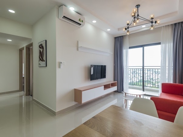 Cho thuê 2PN Nhà mới, tone sáng, lầu cao view sông The Sun Avenue Quận 2