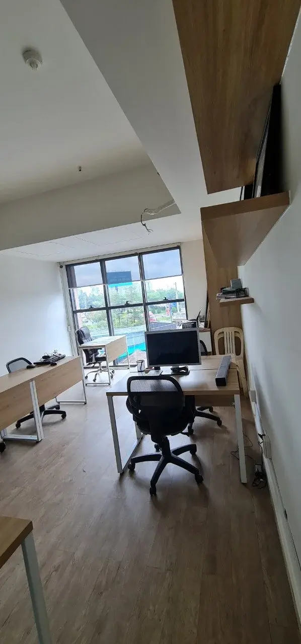 Cho thuê văn phòng full bàn ghế giá 10 triệu bao phí diện tích 35m2