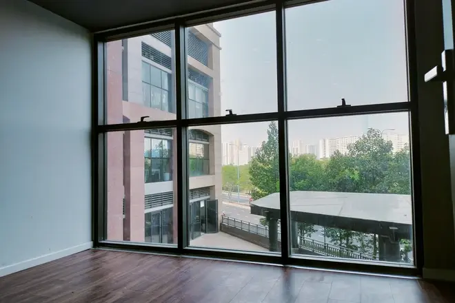 Văn phòng The Sun Avenue cho thuê diện tích rộng 83m2 giá 20 triệu nhà trống