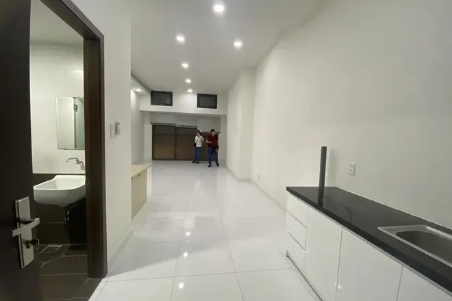 Cho thuê văn phòng 47m2 giá 11 triệu bao phí view mặt sau yên tĩnh mát