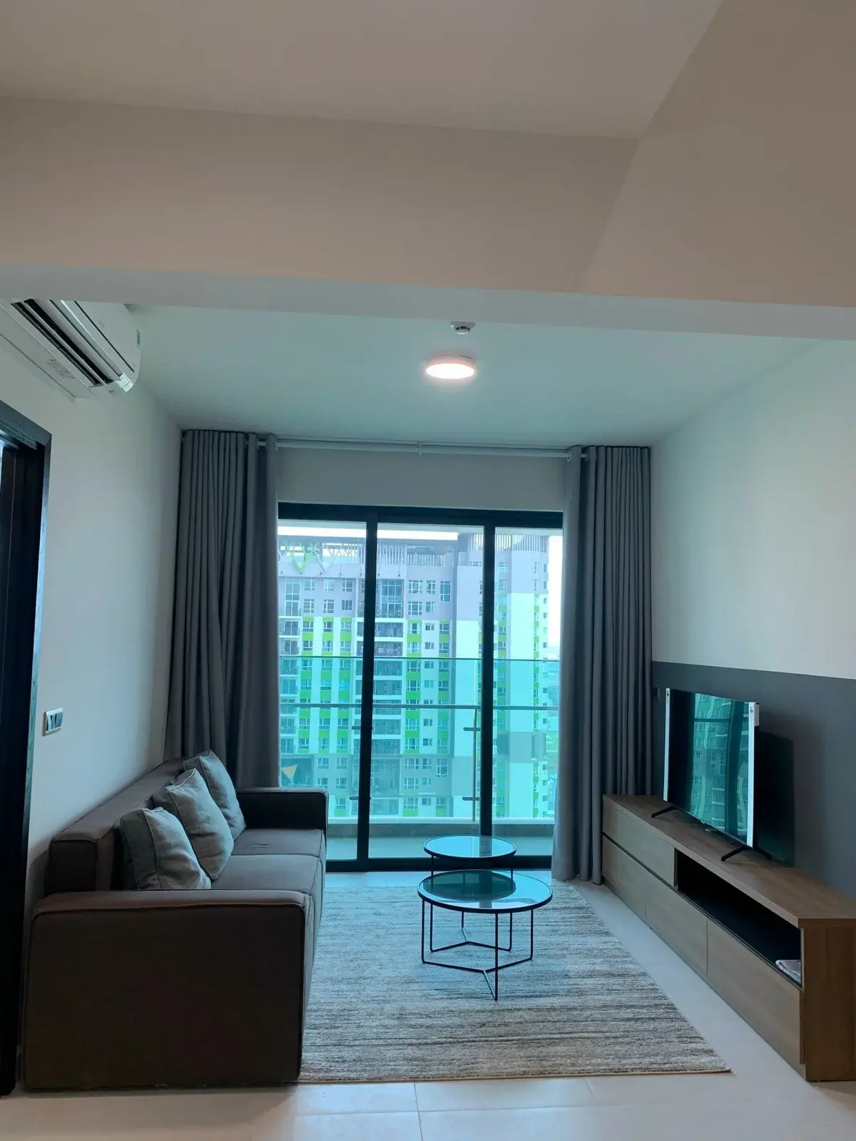 Cho thuê căn 3PN diện tích 133m2 sky Loft Duplex giá 37 triệu Feliz En Vista