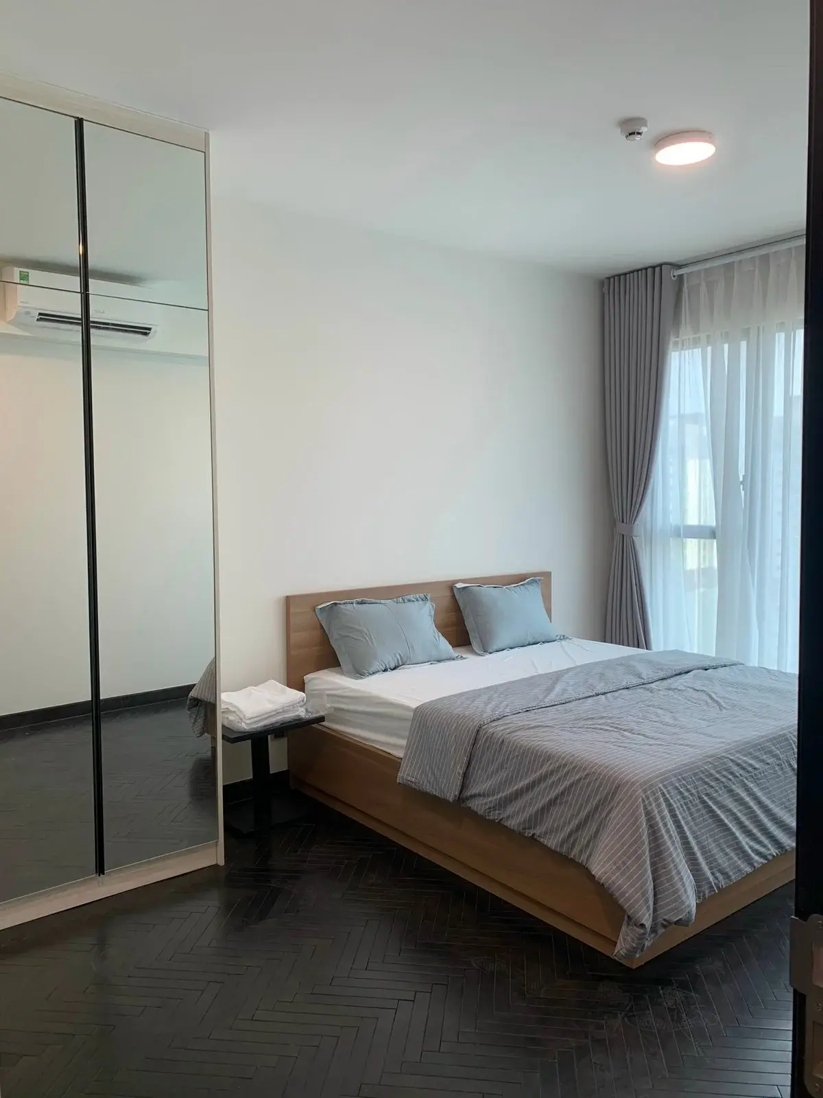 Cho thuê căn 3PN diện tích 133m2 sky Loft Duplex giá 37 triệu Feliz En Vista