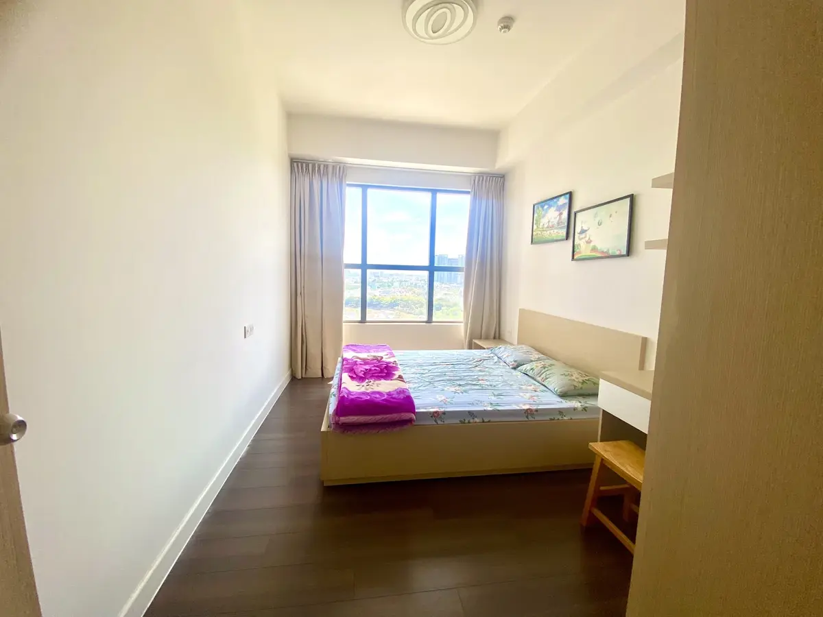 Cho thuê 2 phòng ngủ nội thất full nhà sạch mới giá 17 triệu bao phí view sông