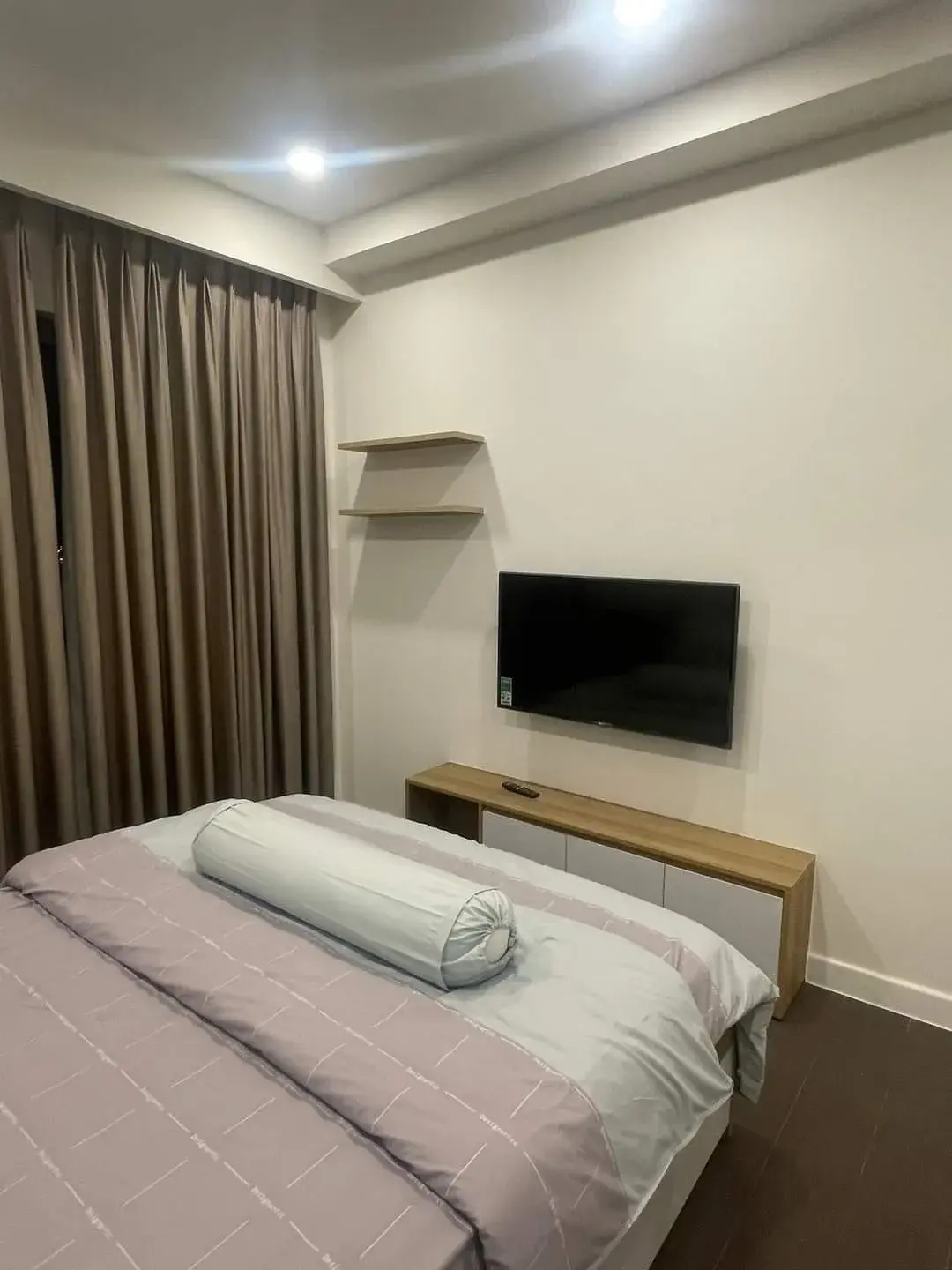 Cho thuê The Sun Avenue 3PN Full nội thất đẹp, nhà Tone Sáng, view thông thoáng