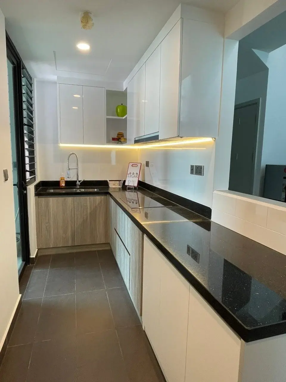 Cho thuê 2pn Duplex 29 triệu nội thất đầy đủ nhà đẹp 103m2 Feliz En Vista