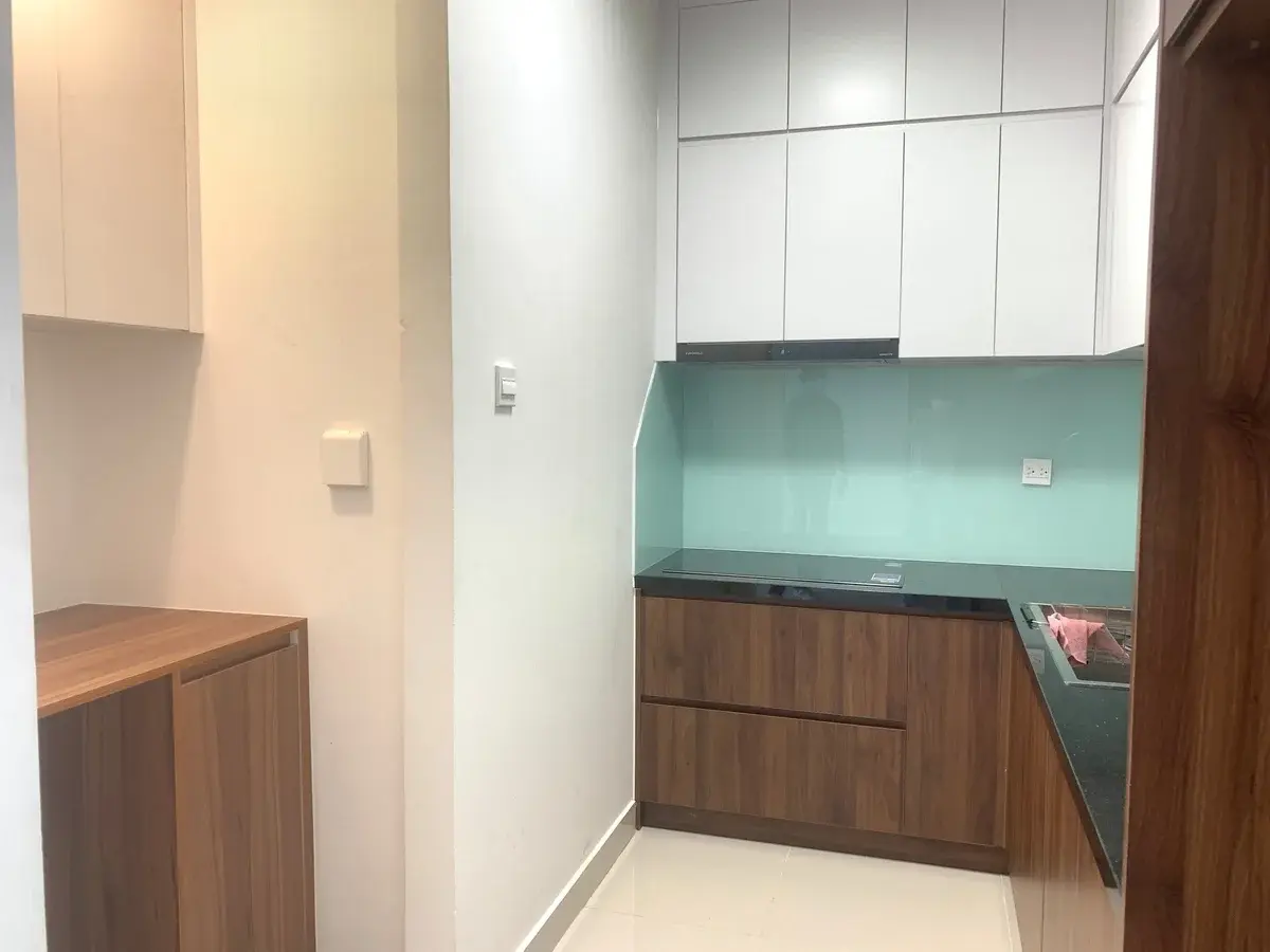 1pn The Sun Avenue cho thuê 12 triệu/tháng nội thất cơ bản tầng cao view sông