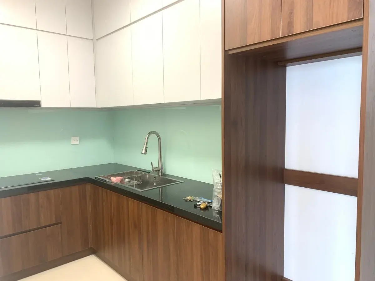 1pn The Sun Avenue cho thuê 12 triệu/tháng nội thất cơ bản tầng cao view sông