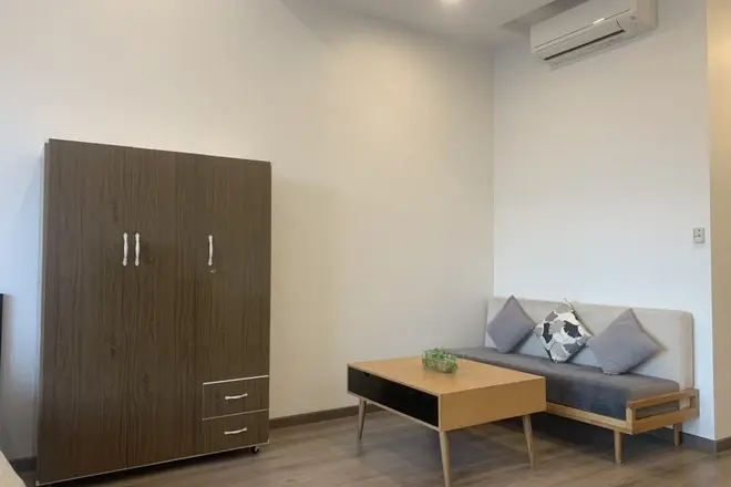 Studio The Sun Avenue cho thuê giá rất tốt 9 triệu nội thất đầy đủ, lót sàn gỗ full căn