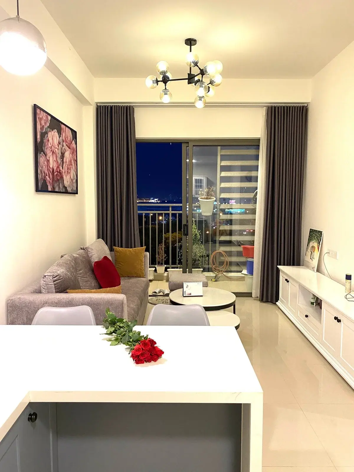 Chuyển nhượng căn hộ 2pn The Sun Avenue giá 5 tỷ nội thất đầy đủ nhà đẹp