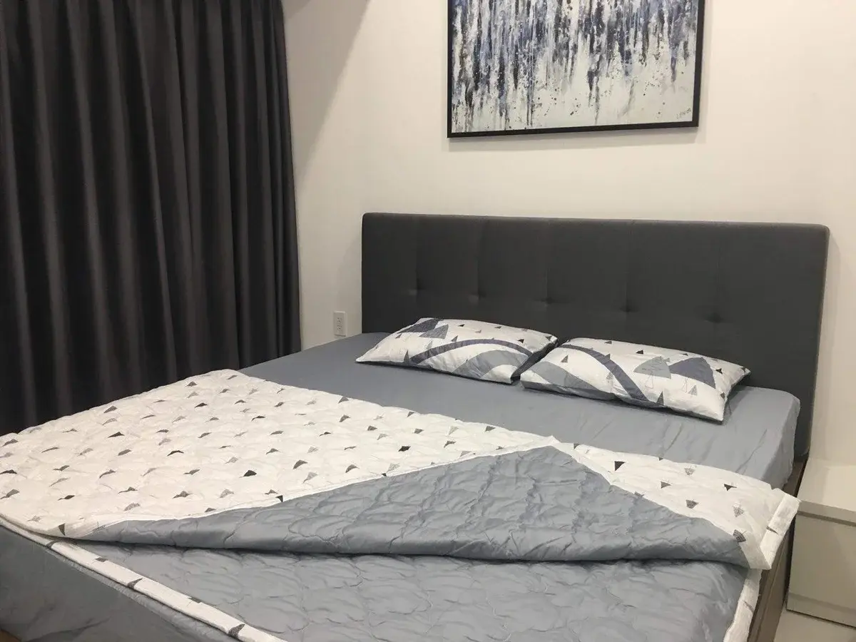 Cho thuê căn hộ 1 phòng ngủ tháp trung tâm giá 13 triệu bao phí nhà rất đẹp mới