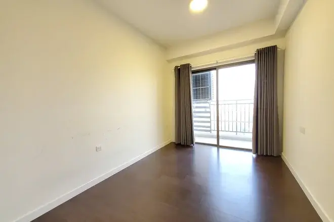 Cho thuê căn hộ 3PN nội thất cơ bản giá 16 triệu/ tháng 96m2 căn góc tầng cao