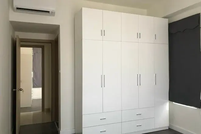 Cho thuê căn hộ 3PN nội thất cơ bản giá 16 triệu/ tháng 96m2 căn góc tầng cao