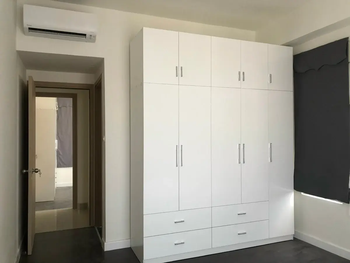 Cho thuê căn hộ 3PN nội thất cơ bản giá 16 triệu/ tháng 96m2 căn góc tầng cao