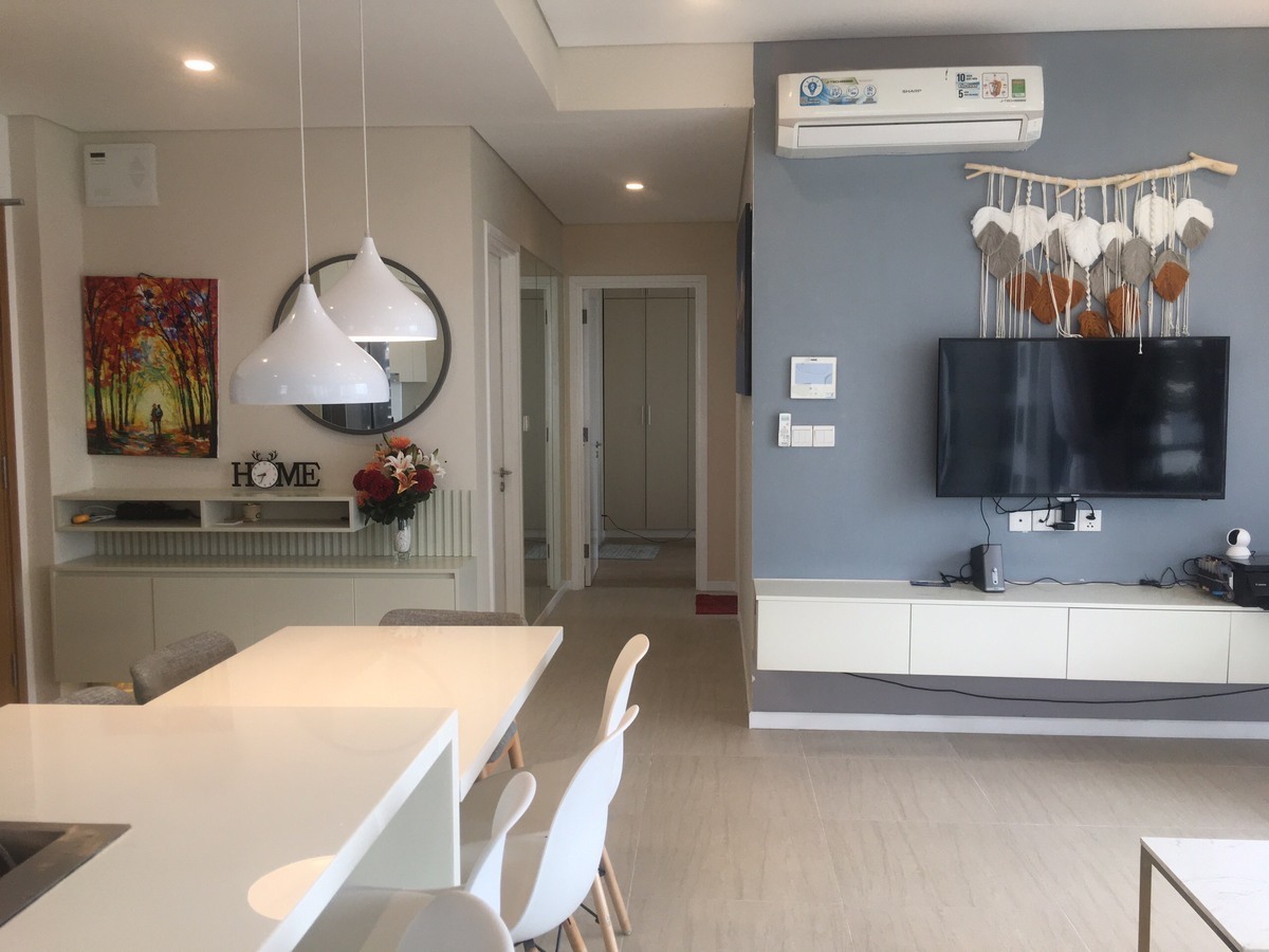 Chuyển nhượng căn hộ 2pn giá 7 tỷ nhà đẹp căn góc 2 mặt view