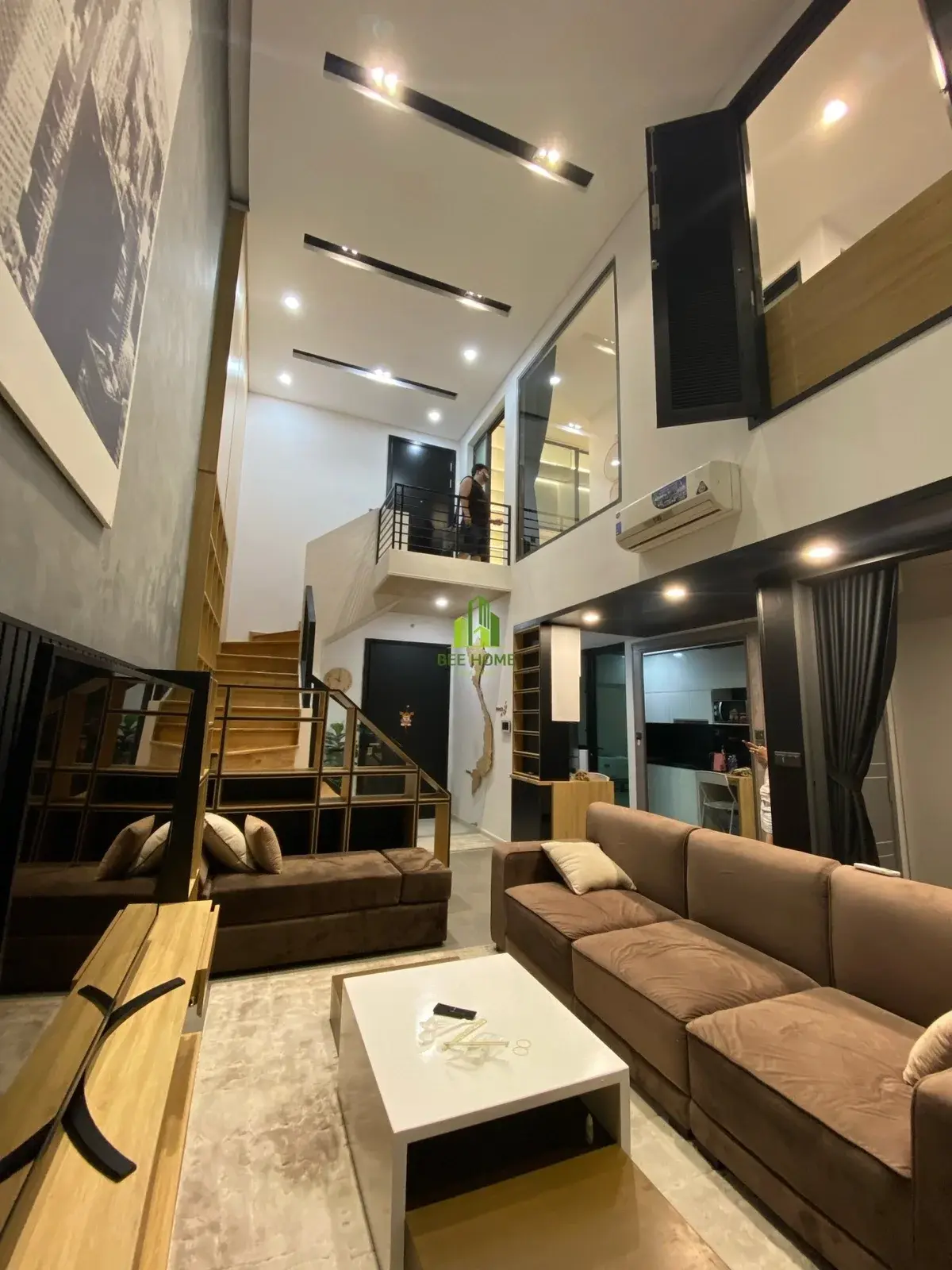 Căn hộ sang trọng 10 tỷ thiết kế 2pn duplex Feliz En Vista nhà rất đẹp