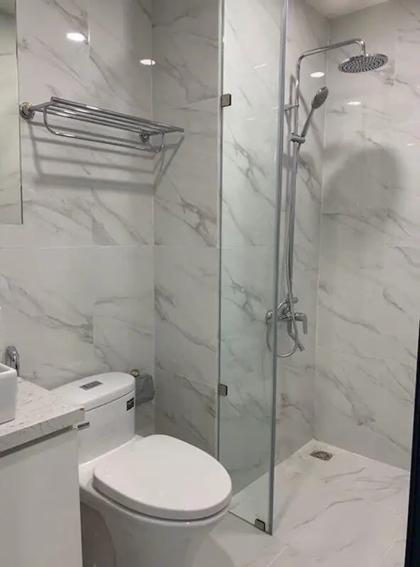 Cho thuê căn hộ 1 phòng ngủ tháp trung tâm giá 13 triệu bao phí nhà rất đẹp mới