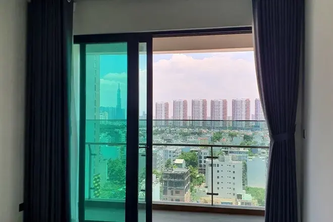 Bán căn hộ 3pn Feliz En Vista giá 8,5 tỷ tầng cao mát mẻ nhà cơ bản