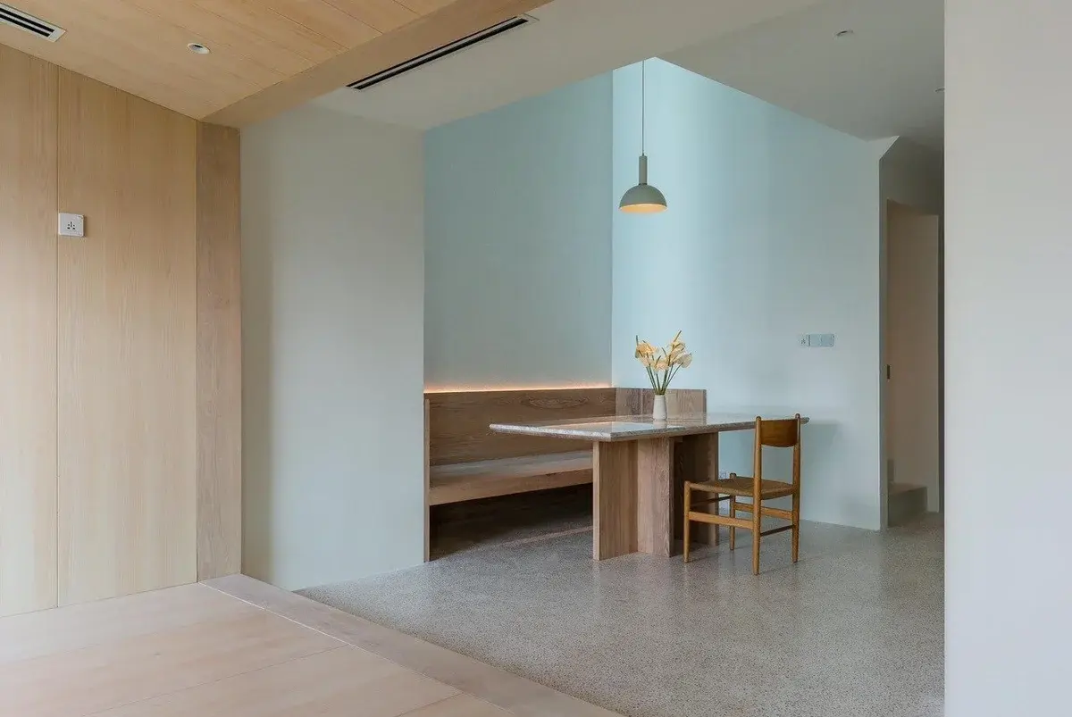 Cần bán căn 3pn Duplex Sky Loft 133m2 giá 12 tỷ thiết kế phong cách tối giản