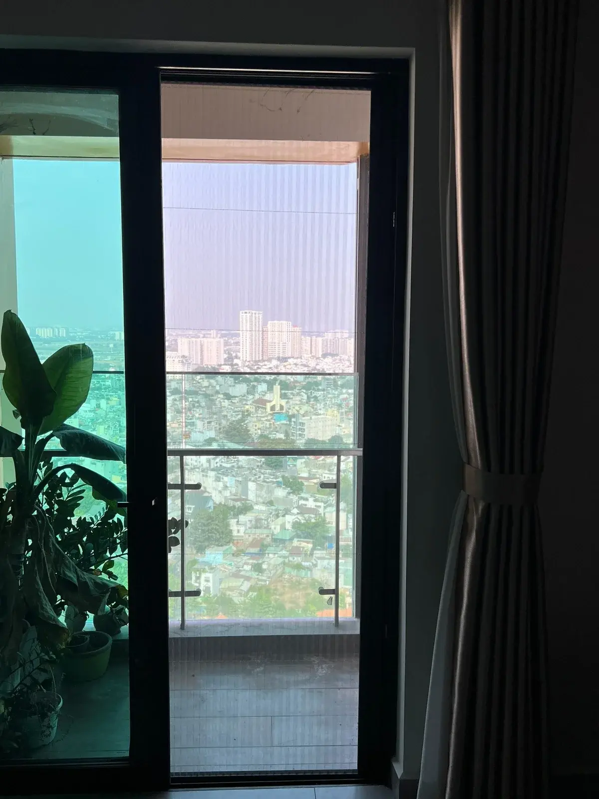 Bán chung cư Feliz En Vista 4,4 tỷ 1PN nội thất đẹp sang trọng