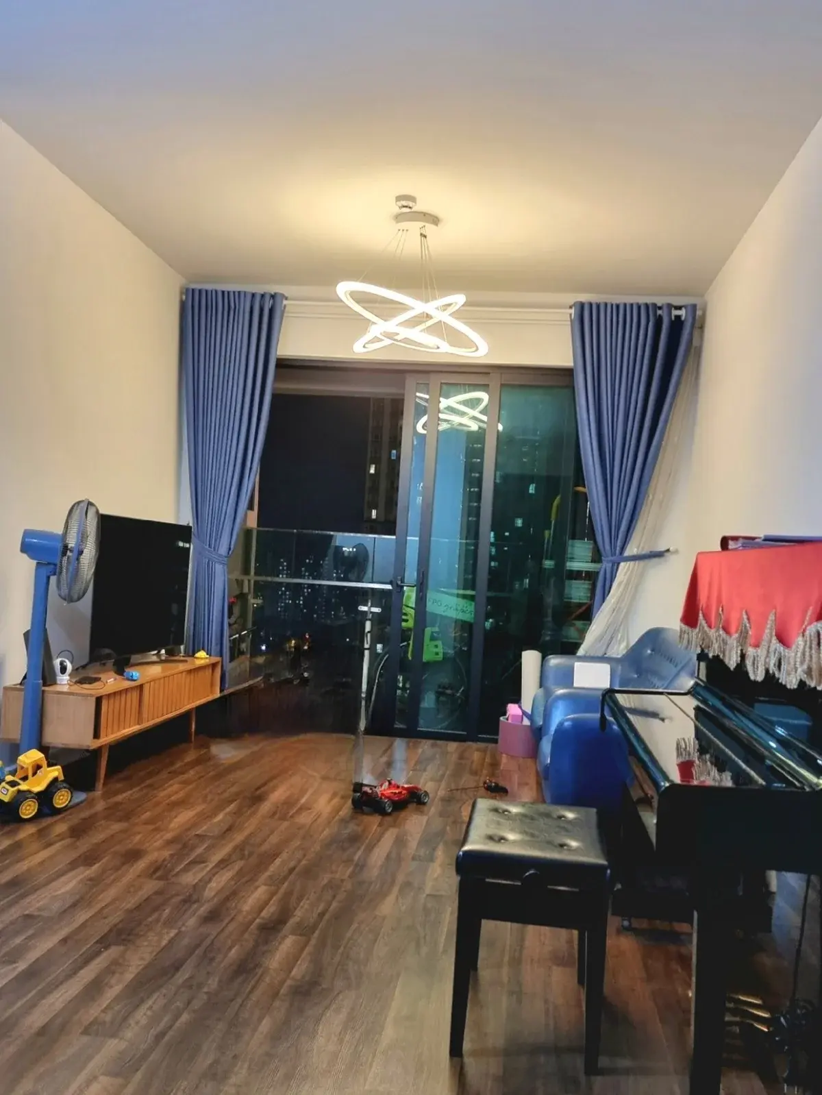 Bán căn hộ Feliz En Vista giá 6,5 tỷ nội thất đầy đủ đã có sổ 85m2