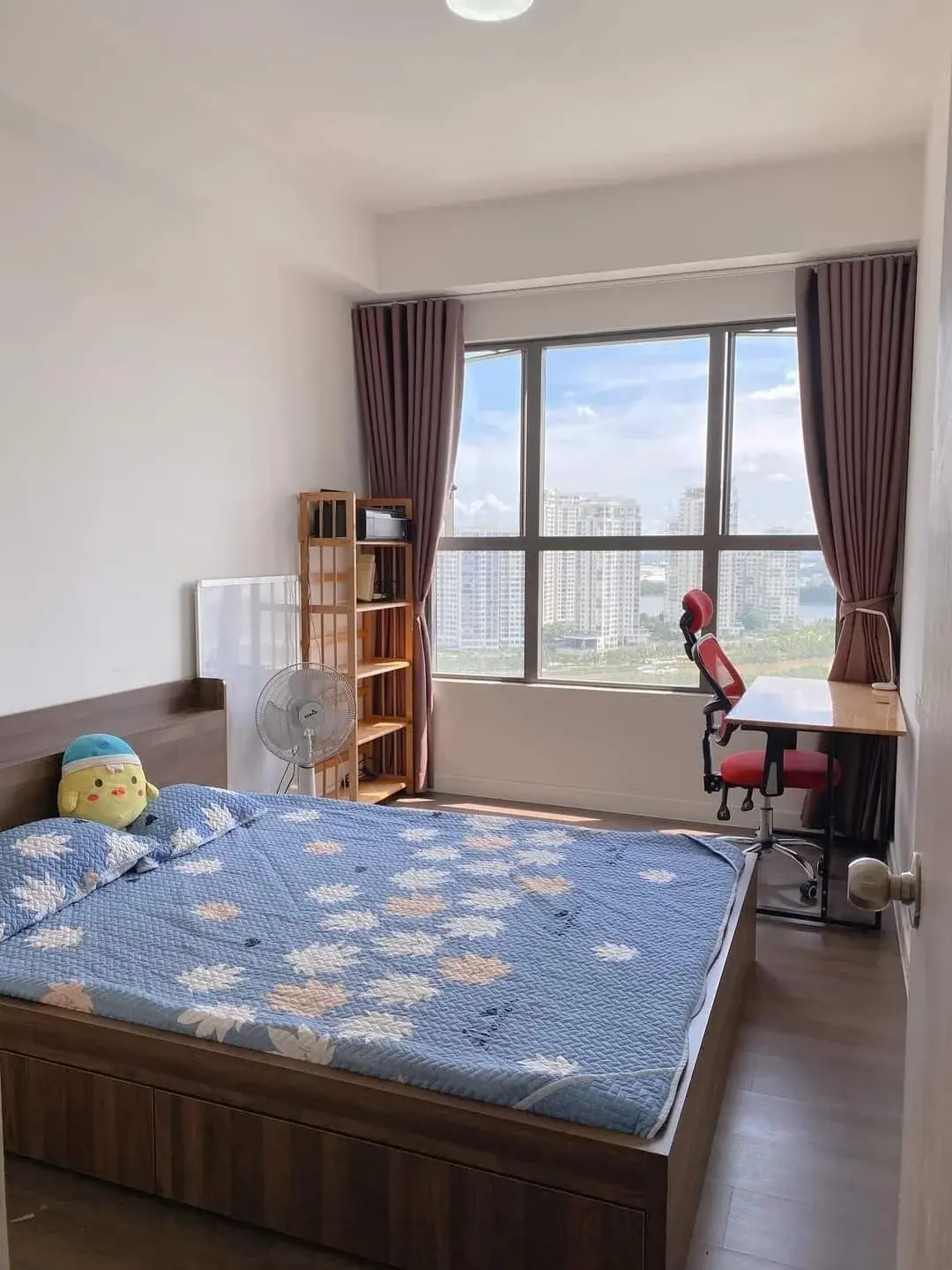 Tìm gia chủ mới cho căn hộ The Sun Avenue 75m2 giá bán 4,8 tỷ full nội thất