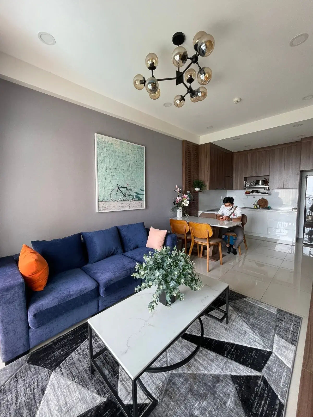 Căn hộ 2 phòng ngủ cho thuê full nội thất đẹp giá 18 triệu tháp trung tâm