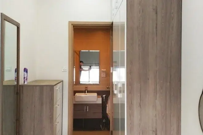 Chuyển nhượng căn 2pn nội thất đầy đủ giá 5,35 tỷ bao hết tầng cao view thoáng