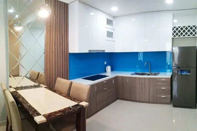 Chuyển nhượng căn 2pn nội thất đầy đủ giá 5,35 tỷ bao hết tầng cao view thoáng