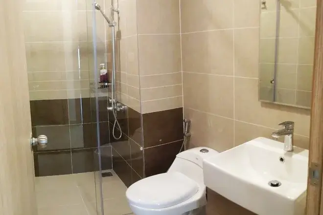 Chuyển nhượng căn 2pn nội thất đầy đủ giá 5,35 tỷ bao hết tầng cao view thoáng